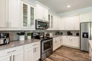 118 Bermuda Rd, Marco Island, FL 34145 - Photo 9