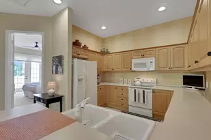 4501 Cardinal Cove Ln, Naples, FL 34114 - Photo 5