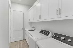 60 Tahiti Rd, Marco Island, FL 34145 - Photo 29