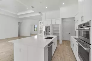 60 Tahiti Rd, Marco Island, FL 34145 - Photo 13