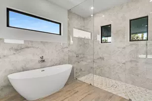 60 Tahiti Rd, Marco Island, FL 34145 - Photo 21