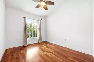 275 Cays Dr, Naples, FL 34114 - Photo 35