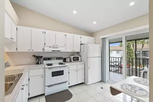 3532 Antarctic Cir, Naples, FL 34112 - Photo 11
