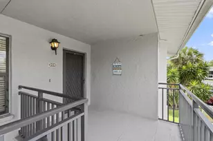 1208 Commonwealth Cir, Naples, FL 34116 - Photo 3