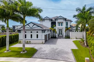 826 Banyan Ct, Marco Island, FL 34145 - Photo 1