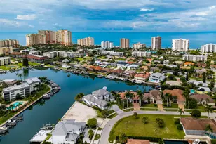 826 Banyan Ct, Marco Island, FL 34145 - Photo 9