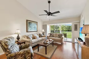 685 Squire Cir, Naples, FL 34104 - Photo 5
