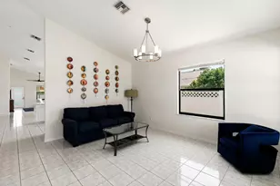 594 108th Ave N, Naples, FL 34108 - Photo 3