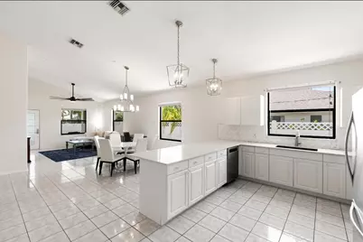 594 108th Avenue N, Naples, FL 34108 - Photo 5