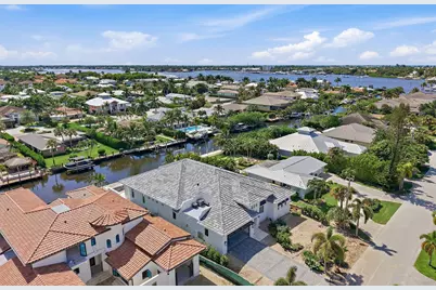 1566 Curlew Avenue, Naples, FL 34102 - Photo 21