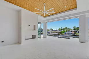 1566 Curlew Ave, Naples, FL 34102 - Photo 17