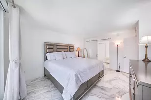 320 Seaview Ct, Marco Island, FL 34145 - Photo 17