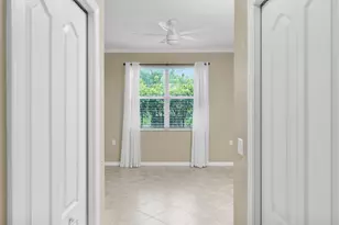 365 Stella Maris Dr N, Naples, FL 34114 - Photo 23