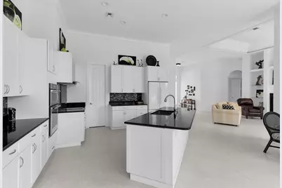 405 Driftwood Court, Marco Island, FL 34145 - Photo 15