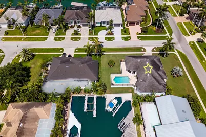 405 Driftwood Court, Marco Island, FL 34145 - Photo 37