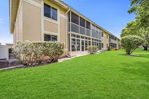 208 Furse Lakes Cir, Naples, FL 34104 - Photo 39