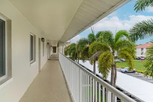 1100 Eastham Way, Naples, FL 34104 - Photo 25