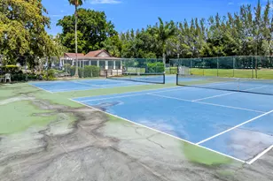 499 Forest Lakes Blvd, Naples, FL 34105 - Photo 39