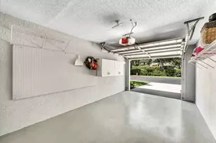 925 New Waterford Dr, Naples, FL 34104 - Photo 29