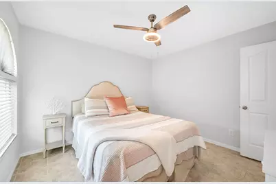 925 New Waterford Drive #104, Naples, FL 34104 - Photo 21