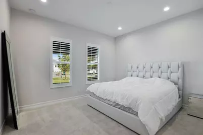 14327 Laguna Springs Lane, Naples, FL 34114 - Photo 17