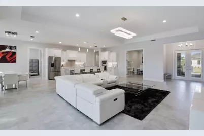 14327 Laguna Springs Lane, Naples, FL 34114 - Photo 11