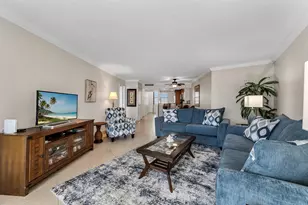 440 Seaview Ct, Marco Island, FL 34145 - Photo 9