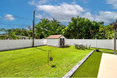 3196 Connecticut Avenue, Naples, FL 34112 - Photo 39