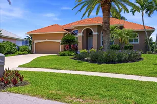 1045 Bonita Ct, Marco Island, FL 34145 - Photo 31