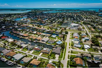 1517 Buccaneer Court, Marco Island, FL 34145 - Photo 31
