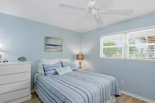 860 Panama Ct, Marco Island, FL 34145 - Photo 9