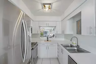 919 Huron Ct, Marco Island, FL 34145 - Photo 5
