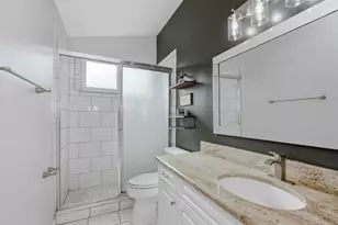 3650 Kent Dr, Naples, FL 34112 - Photo 9