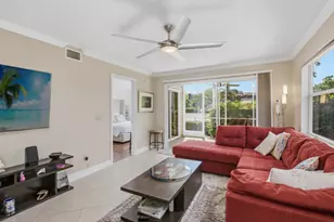 1060 Swallow Ave, Marco Island, FL 34145 - Photo 3