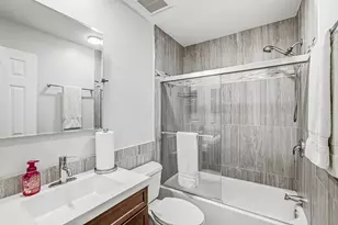 801 W Elkcam Cir, Marco Island, FL 34145 - Photo 17