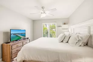 801 W Elkcam Cir, Marco Island, FL 34145 - Photo 11