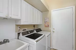 211 S Bahama Ave, Marco Island, FL 34145 - Photo 17