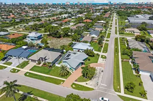1513 Bermuda Rd, Marco Island, FL 34145 - Photo 5