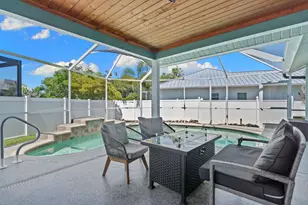 1513 Bermuda Rd, Marco Island, FL 34145 - Photo 9