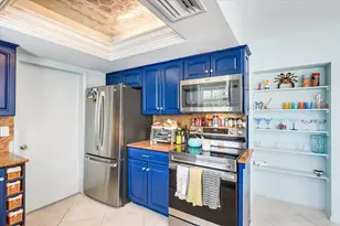 1170 Martinique Ct, Marco Island, FL 34145 - Photo 11