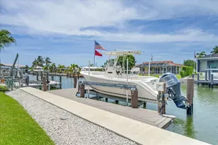 1170 Martinique Ct, Marco Island, FL 34145 - Photo 47