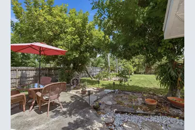 3577 Hibiscus Avenue #A AND B, Naples, FL 34104 - Photo 17