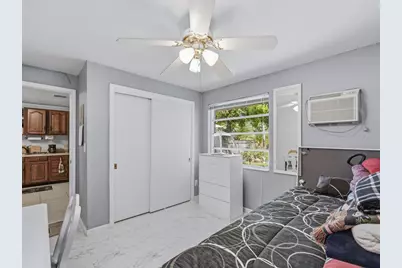 3577 Hibiscus Avenue #A AND B, Naples, FL 34104 - Photo 13