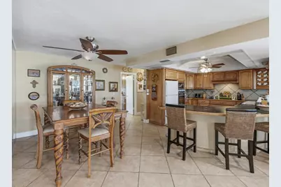 197 Gulfport Court, Marco Island, FL 34145 - Photo 9