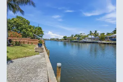 197 Gulfport Court, Marco Island, FL 34145 - Photo 31