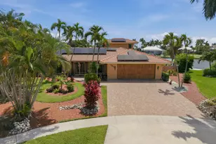 197 Gulfport Ct, Marco Island, FL 34145 - Photo 33