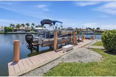 197 Gulfport Court, Marco Island, FL 34145 - Photo 27