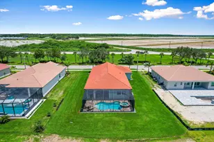 18772 Royal Hammock Blvd, Naples, FL 34114 - Photo 39