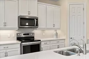 18772 Royal Hammock Blvd, Naples, FL 34114 - Photo 11