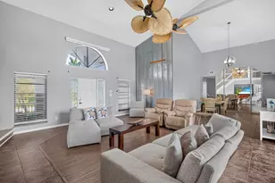 1124 Whiteheart Ct, Marco Island, FL 34145 - Photo 5